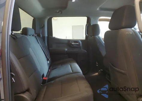 2022 Chevrolet Silverado C1500 Custom z USA, uszkodzony, nr VIN 3GCPABEK3NG536655